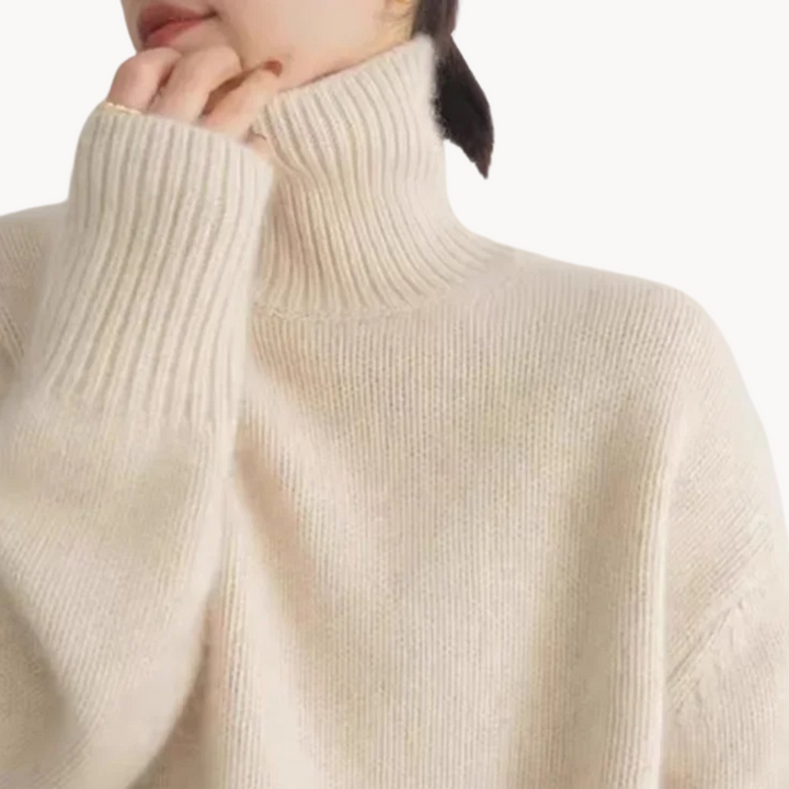 Juliette | Elegant Fine Knit Turtleneck