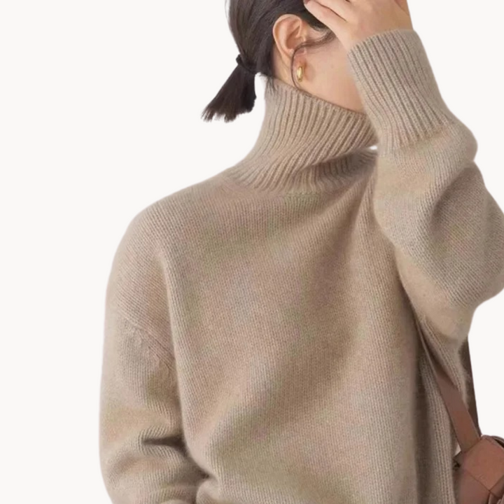 Juliette | Elegant Fine Knit Turtleneck