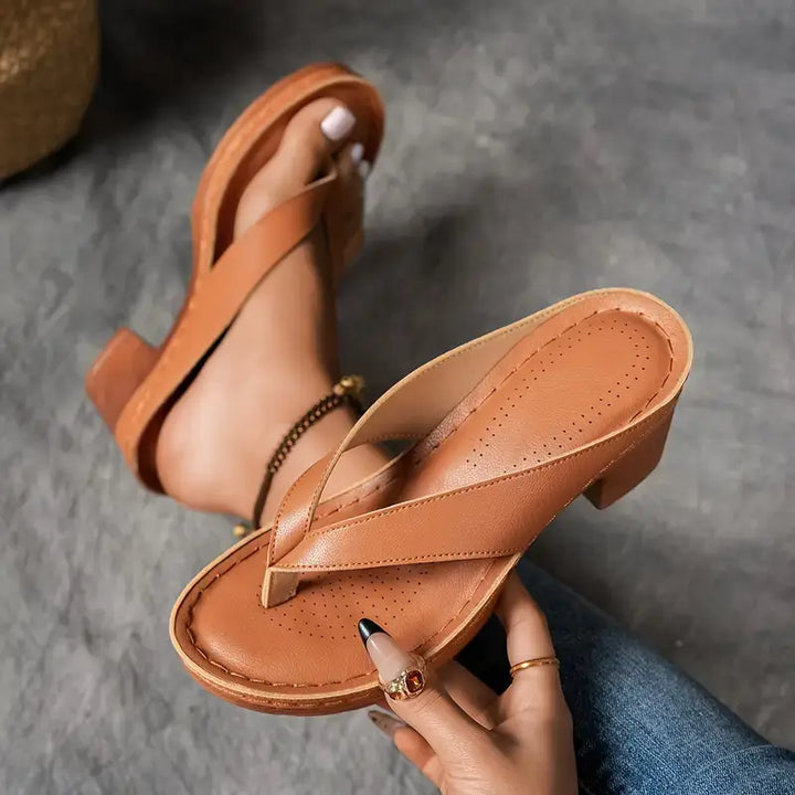 Darlene | Elegant Comfort Slides